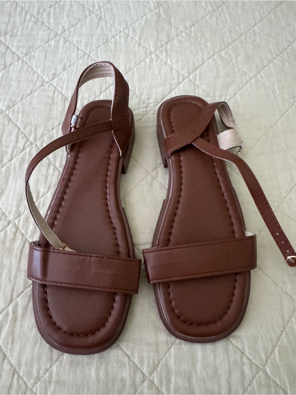 Women's Brown Leather-Strap Sandals